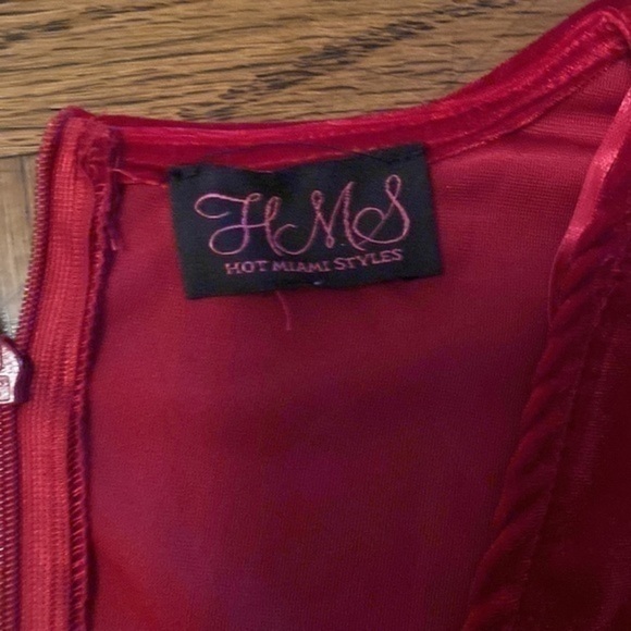 Dress NWOT M Rich Red/Burgundy Velvet Hot Miami Styles - Picture 10 of 14